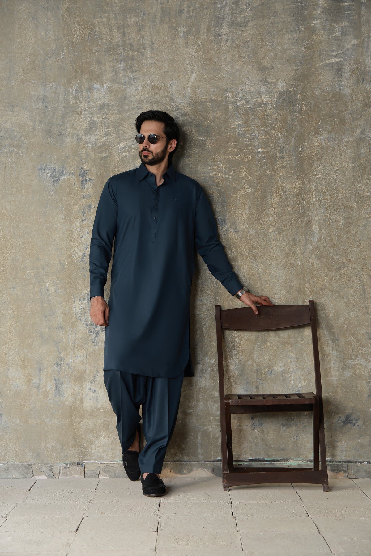BLUE TEXTURED FABRIC SHALWAR QAMEEZ