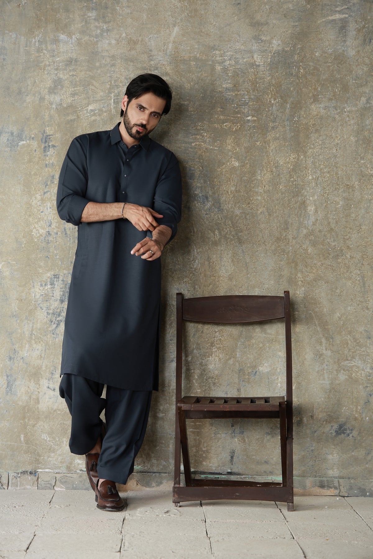 DARK GREY 1BY1 TEXTURED FABRIC SHALWAR QAMEEZ