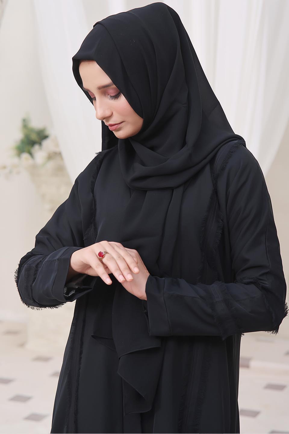 Maazjee Abaya Black