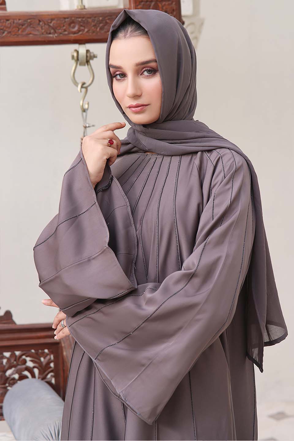 Maazjee Abaya Gray